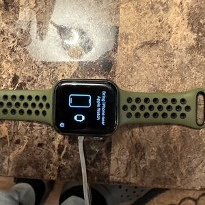 Apple Watch Series 4